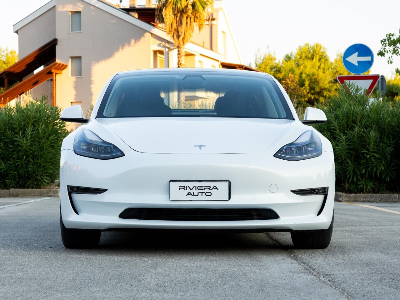 Tesla Model 3 Long Range Dual Motor AWD