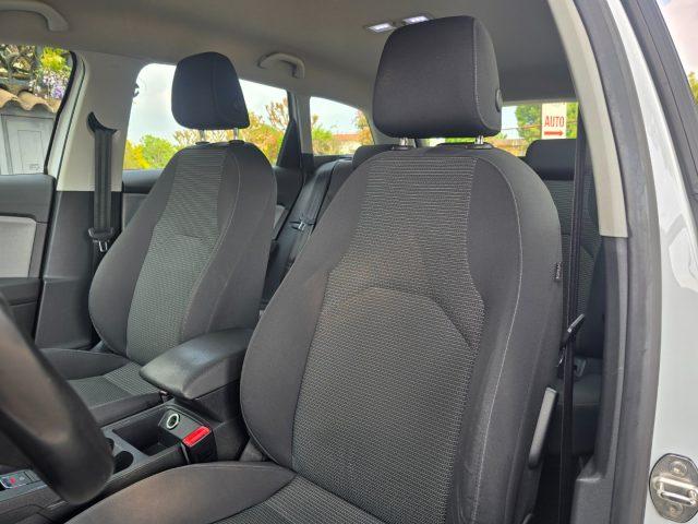 SEAT Leon 1.6 TDI 115 CV ST Style LED Navi ACC Radar SensPAR