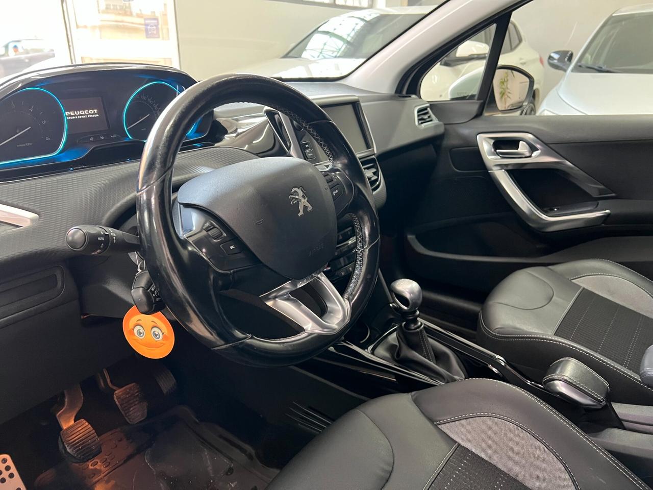 Peugeot 2008 BlueHDi 120 S&S Allure