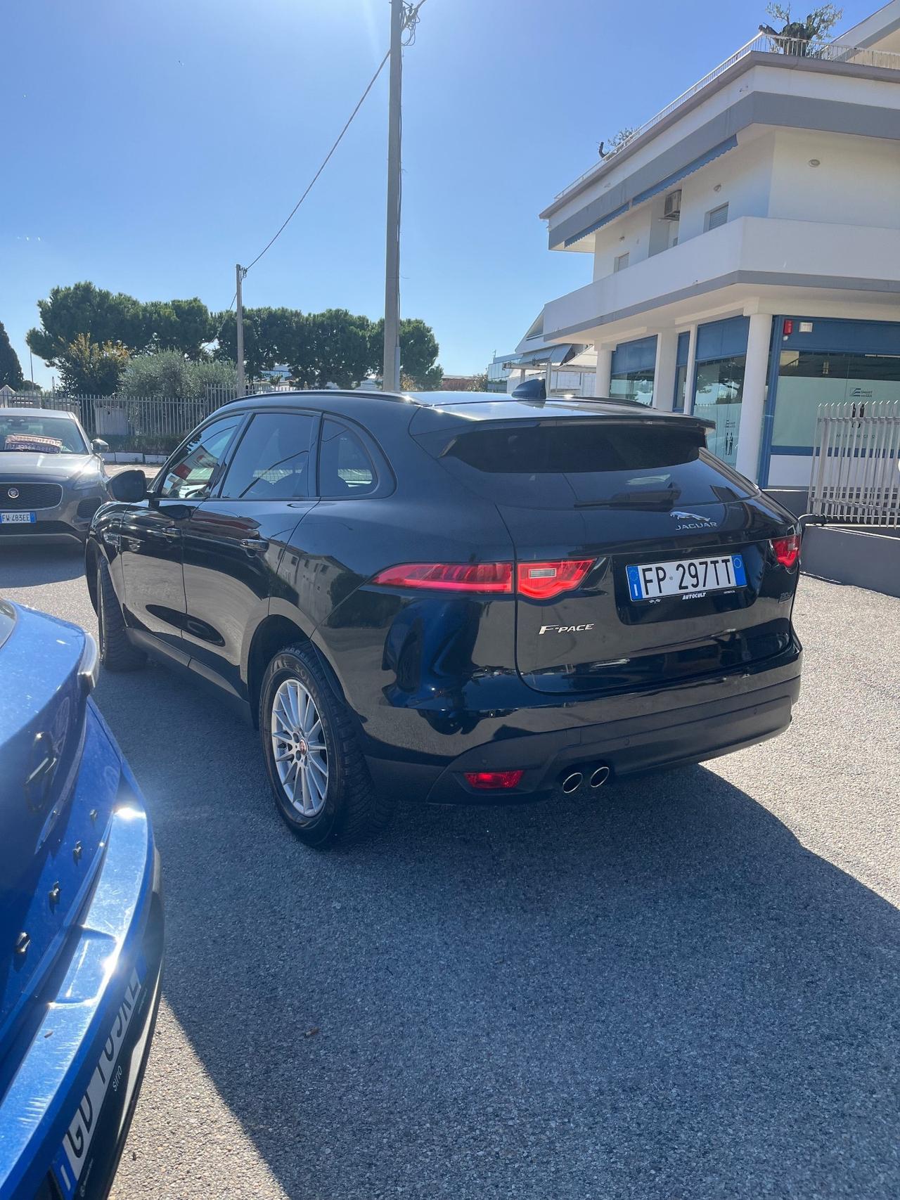Jaguar F-Pace 2.0 D 180 CV AWD aut. Prestige