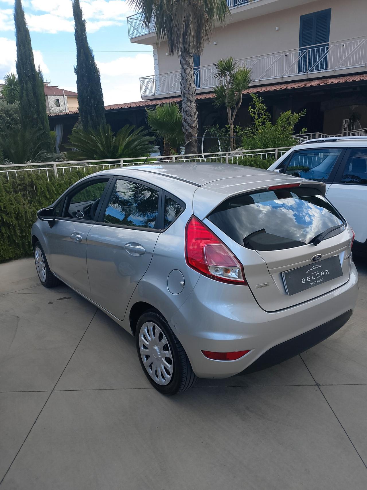 Ford Fiesta 1.5 TDCi 75CV 5 porte