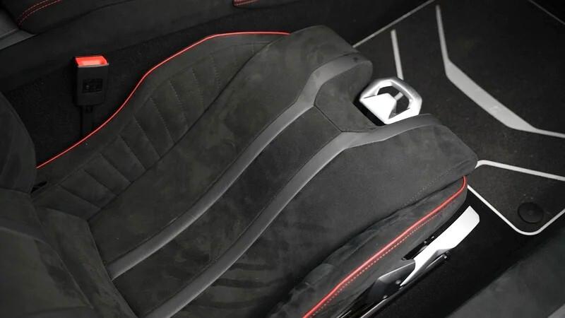 Lamborghini Huracàn STO 5.2 V10 NOLEGGIO LUNGO TERMINE - LEASING FULL INCLUSIVE