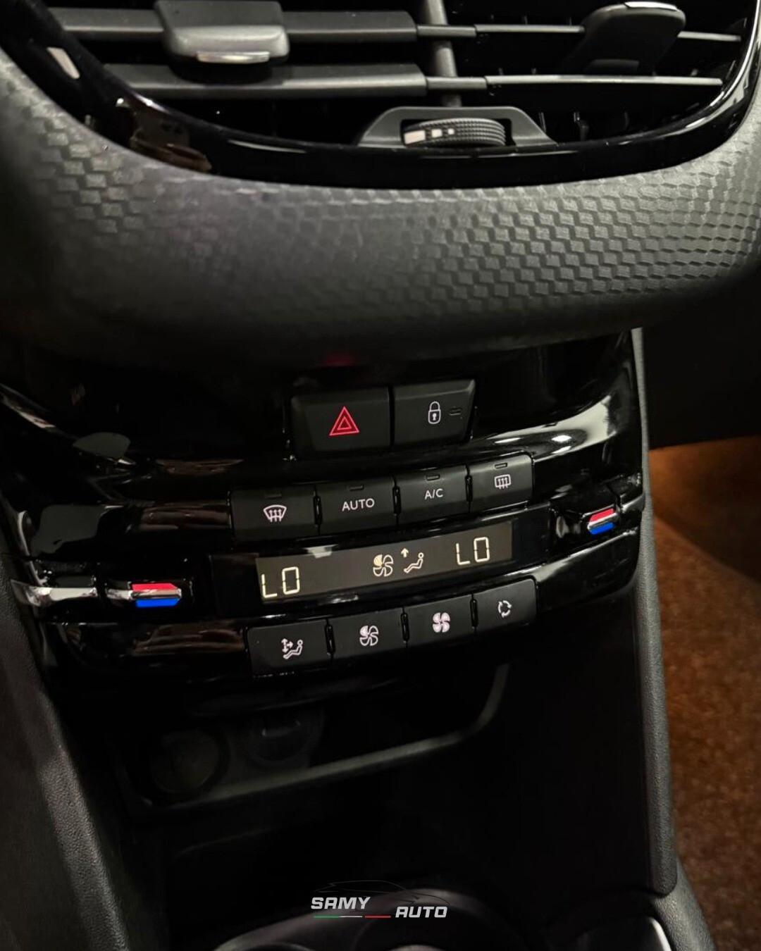 Peugeot 208 BlueHDi 100 S&S 5 porte Allure