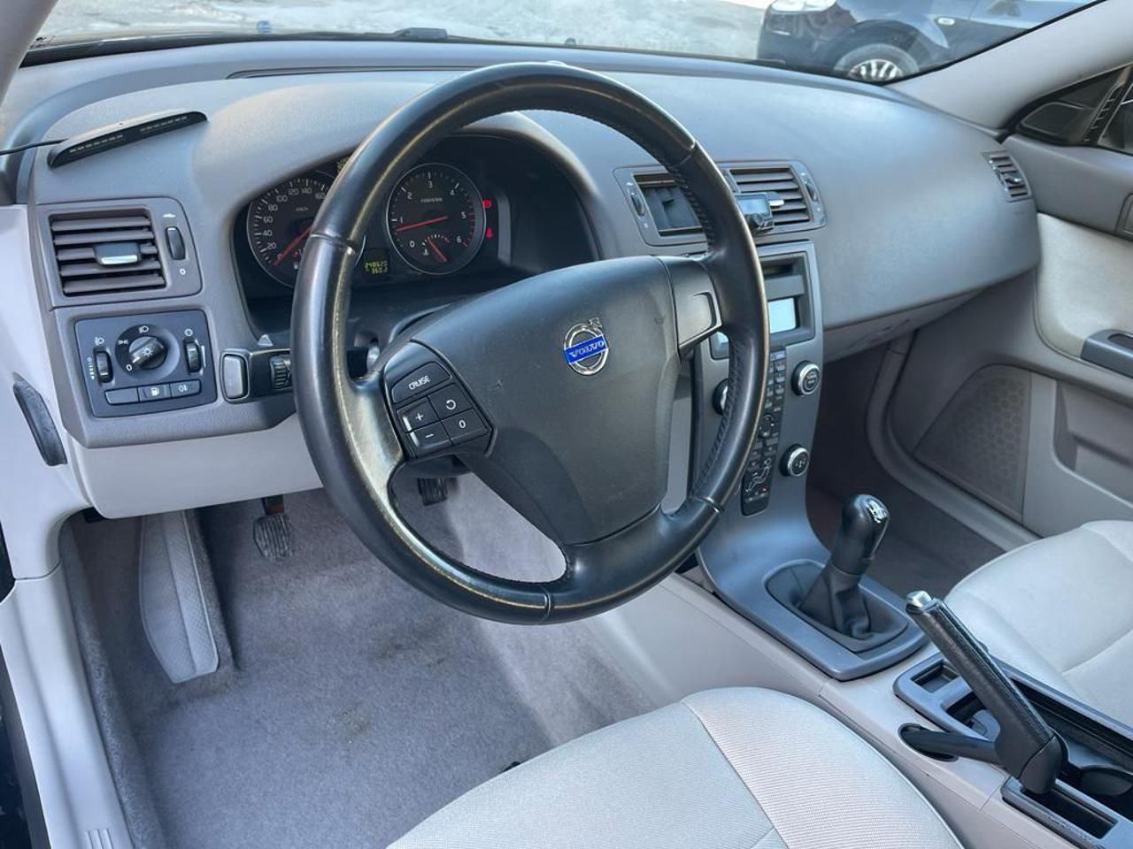 VOLVO V50 D3 POLAR