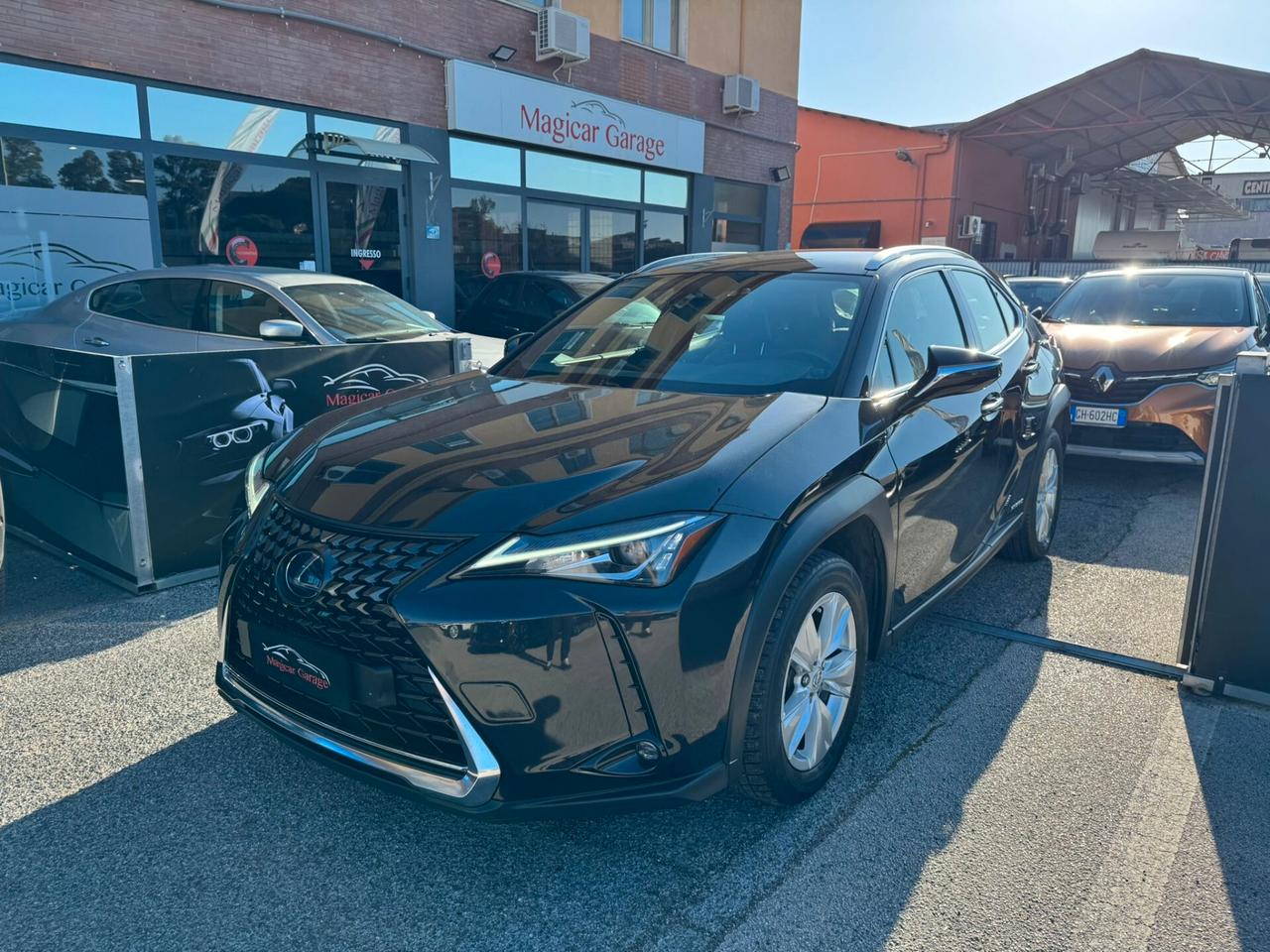 Lexus UX UX Hybrid Business