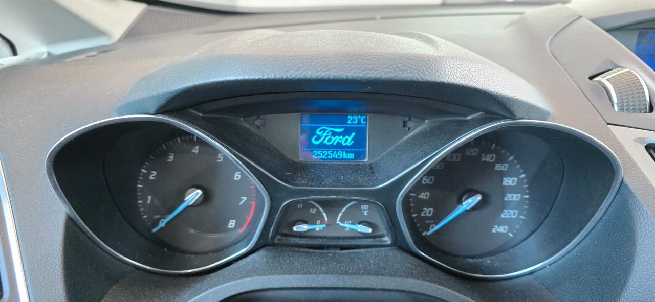 Ford C-Max 1.6 150CV Gancio Traino