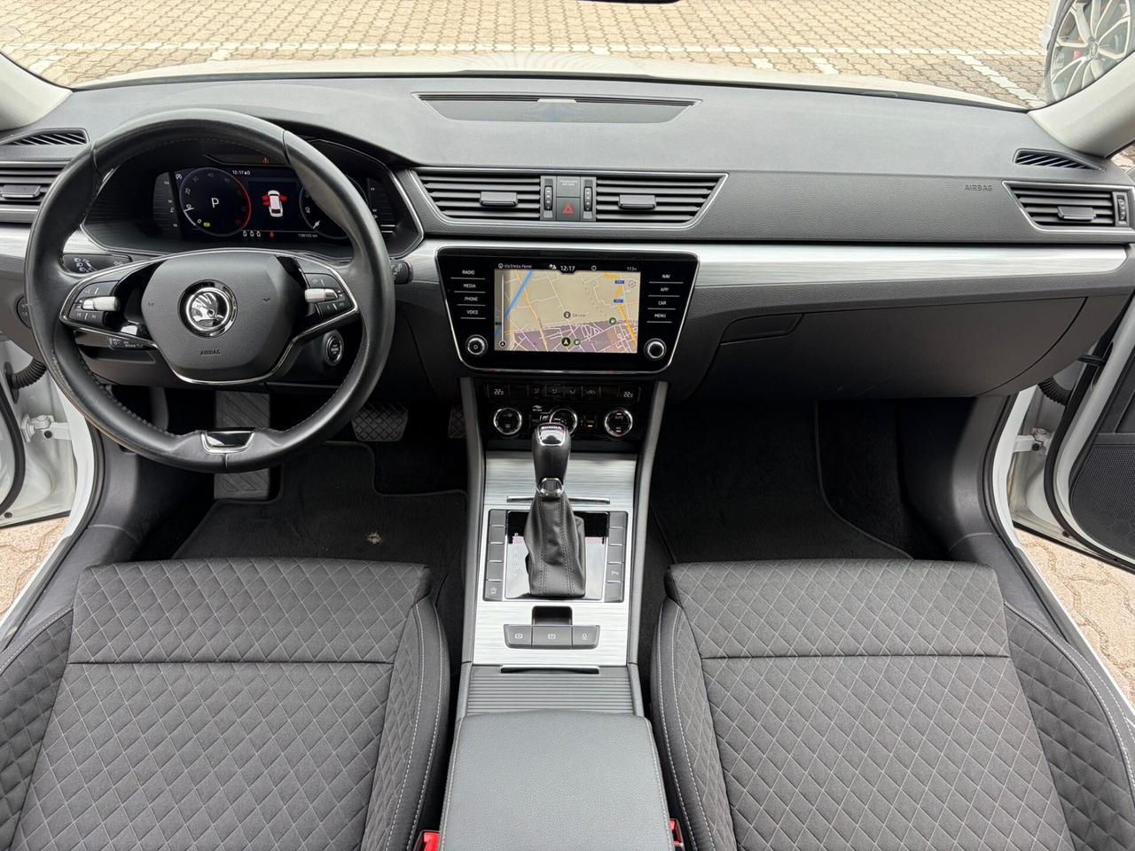 Skoda Superb Wagon 2.0 tdi evo Style 150cv dsg DANNEGGIATA