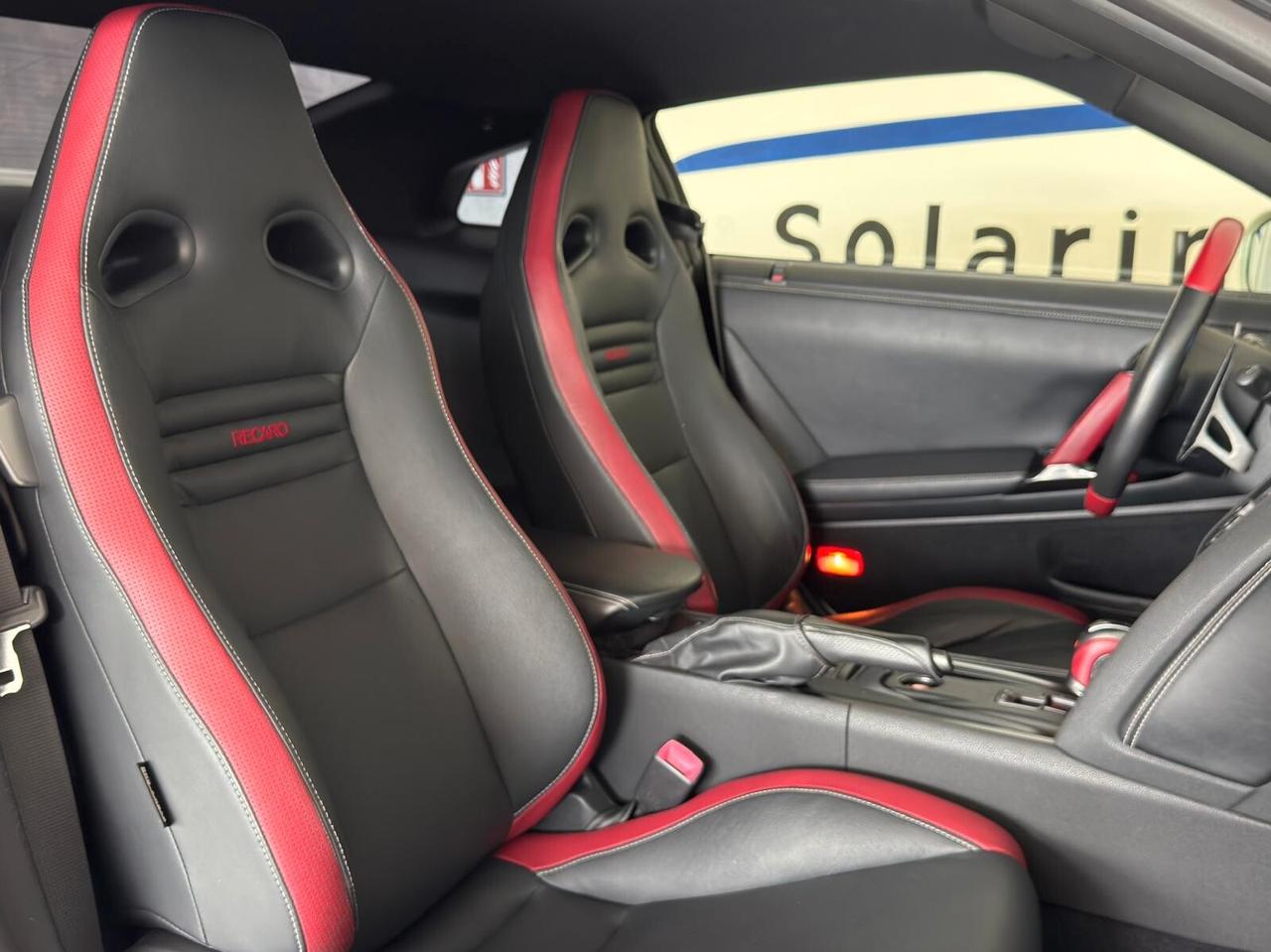 Nissan GT-R 3.8 V6 Black Edition