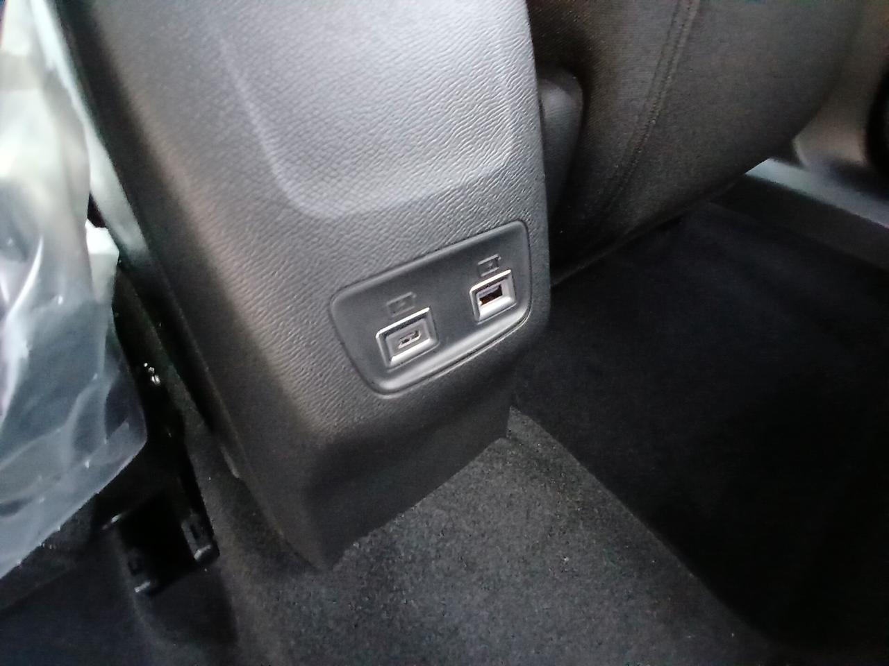 Peugeot 2008 Hybrid 145 e-DCS6 Allure