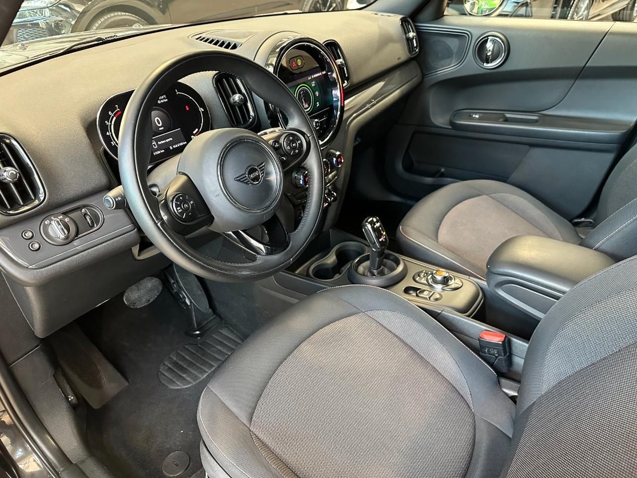 Mini Countryman One Classic 1.5 Auto - LED - Navi - Carplay - 17" - OK Neopat. - IVA