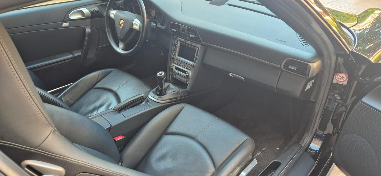 Porsche 911 Carrera Coupé 997 325 cv 3.6