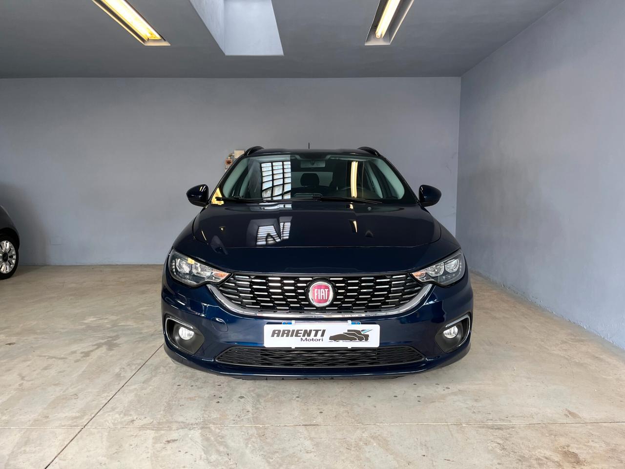 Fiat Tipo 1.6cc MJET 120cv LOUNGE - STATIONWAGON