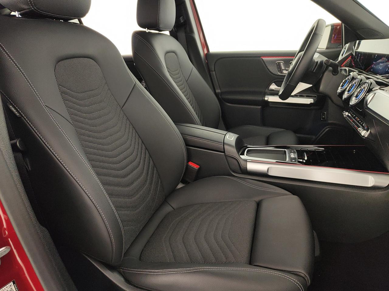 Mercedes-Benz GLB 200 d Progressive Advanced Plus 4matic auto