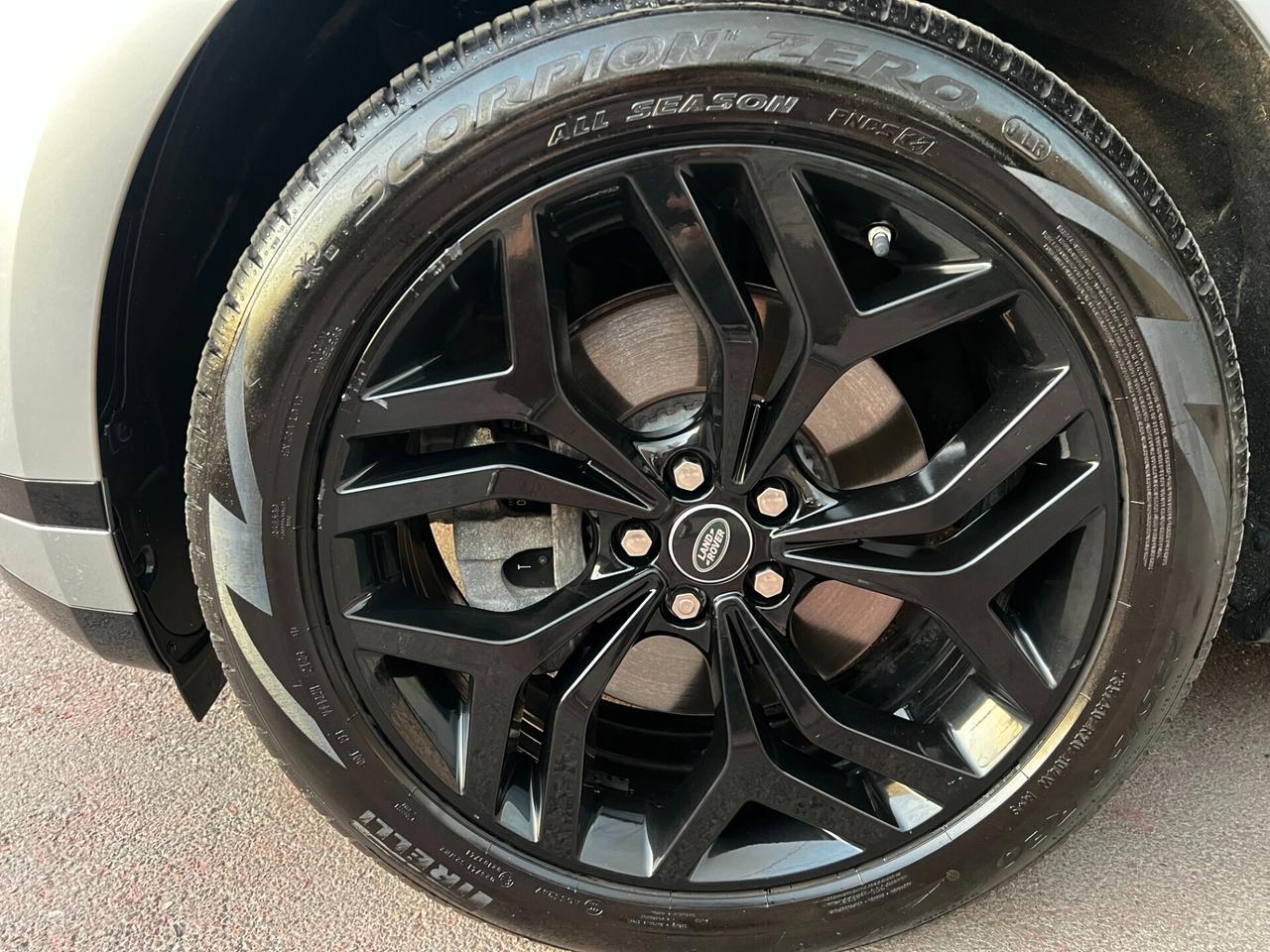 Range Rover Evoque 2.0D 150 CV R-Dynamic-2020