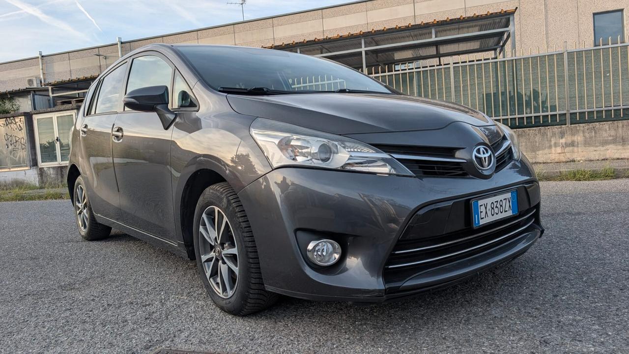 Toyota Verso 1.6 D-4D 7 posti Business Pack