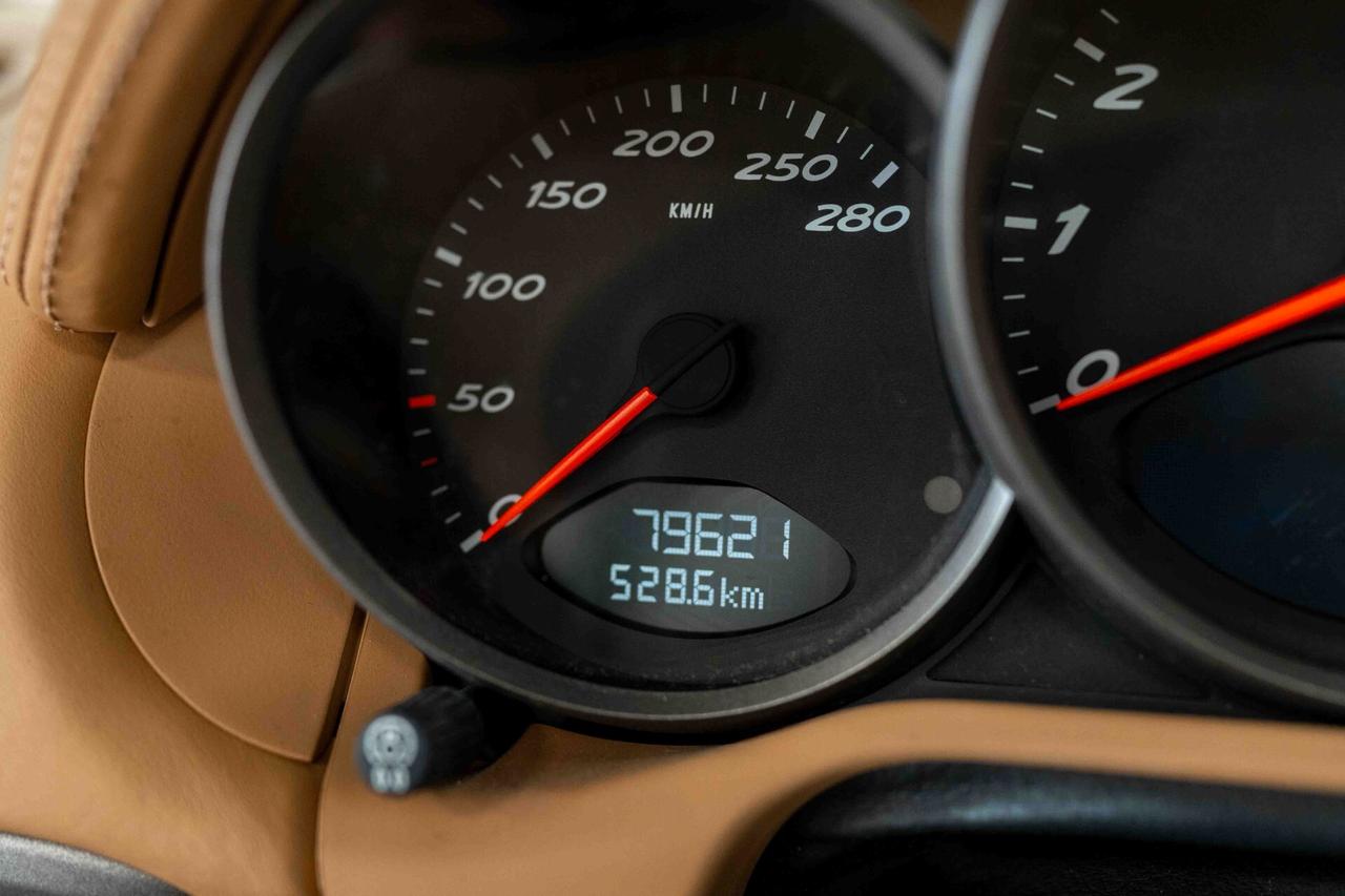 Porsche Boxster 2.7 (987)