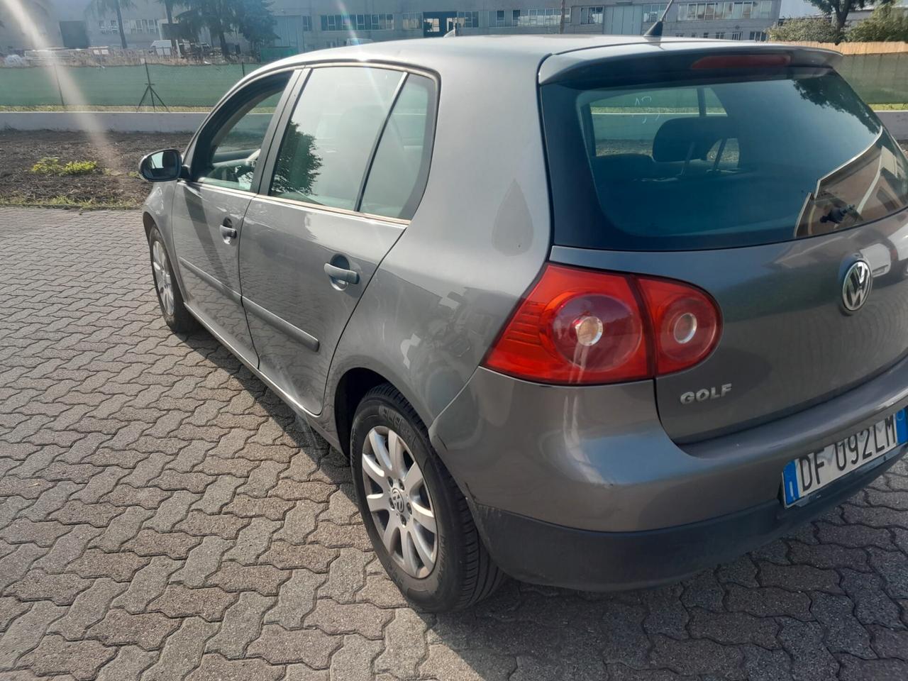 Volkswagen Golf 1.6 5p. Comfortline