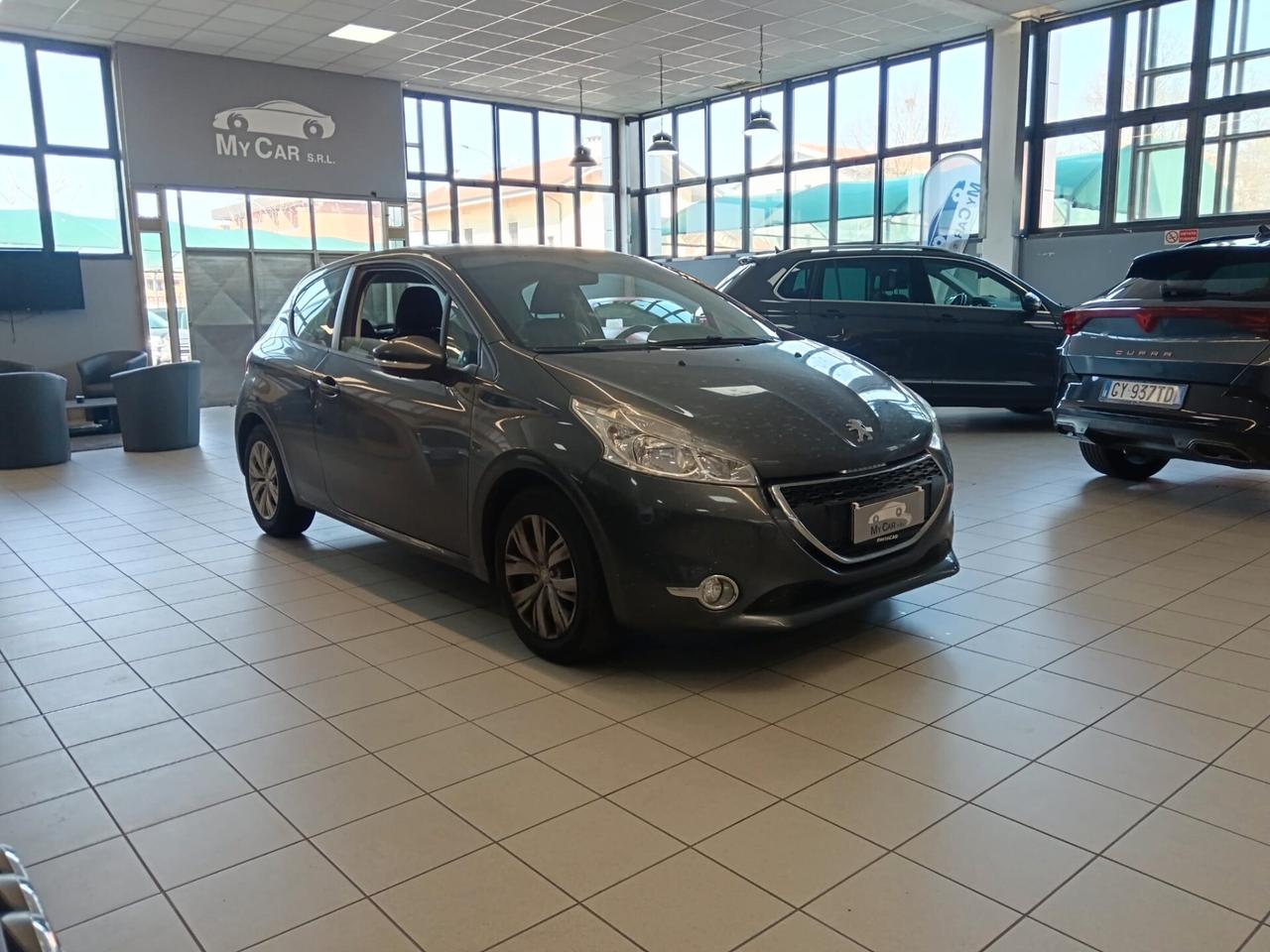 Peugeot 208 1.0 Benzina Manuale