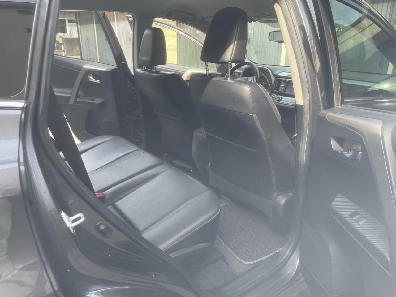 Toyota RAV 4 RAV4 2.2 D-4D 4WD Lounge