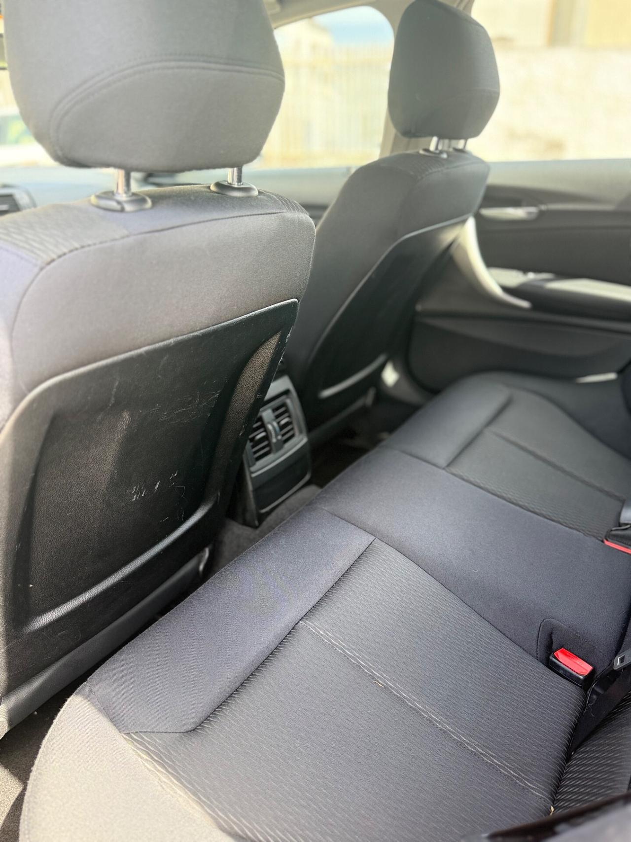 Bmw 116 116d 5p. Efficient Dynamics Urban