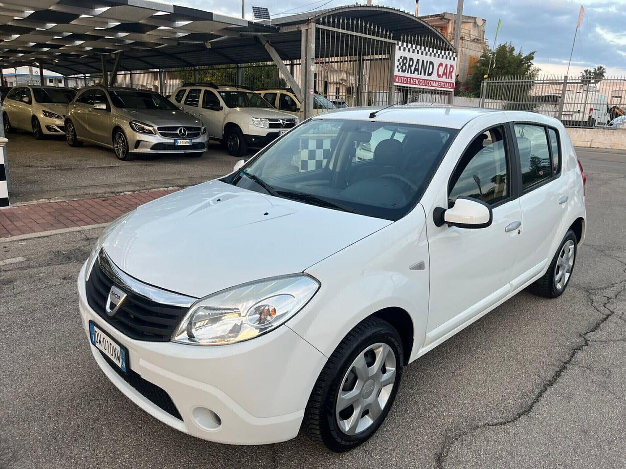 Dacia Sandero 1.4 8V GPL Lauréate Unipro 2009