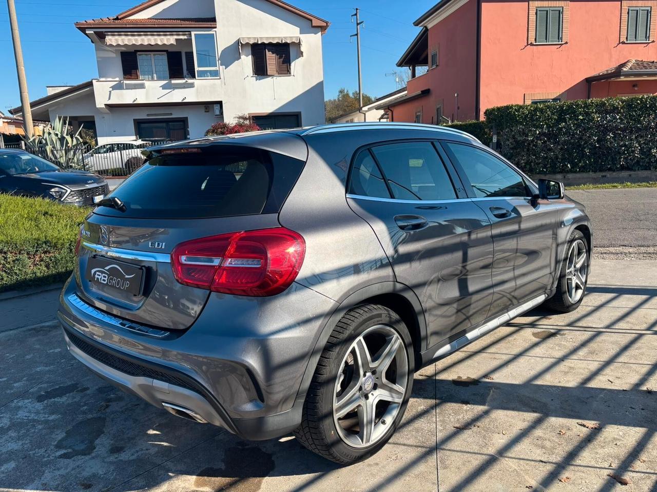 Mercedes-benz GLA 220 CDI Automatic Premium