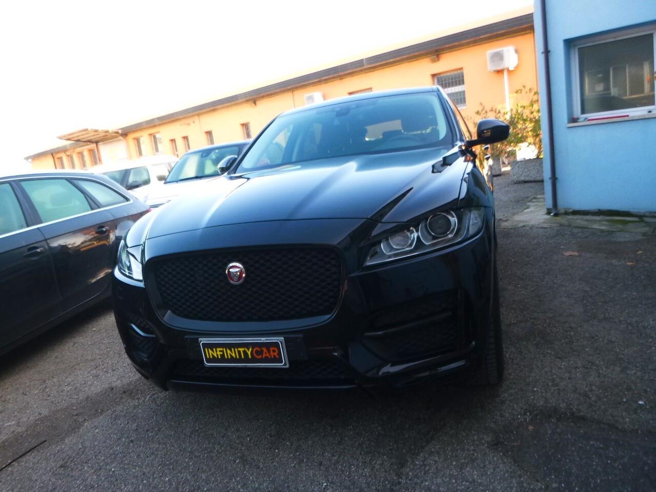 Jaguar F-Pace 2.0 D 180 CV AWD R-Sport