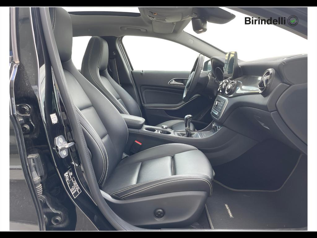 Mercedes-Benz GLA (X156) - GLA 180 Premium