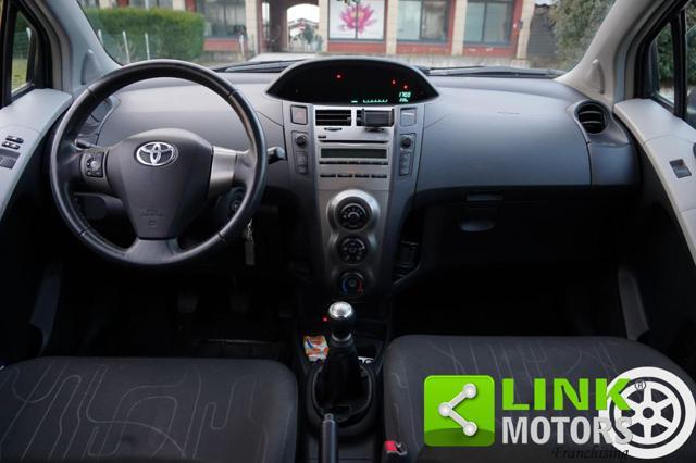 TOYOTA Yaris 1.0i VVT-i Benzina 69CV - 2009 - NEOPATENTATI