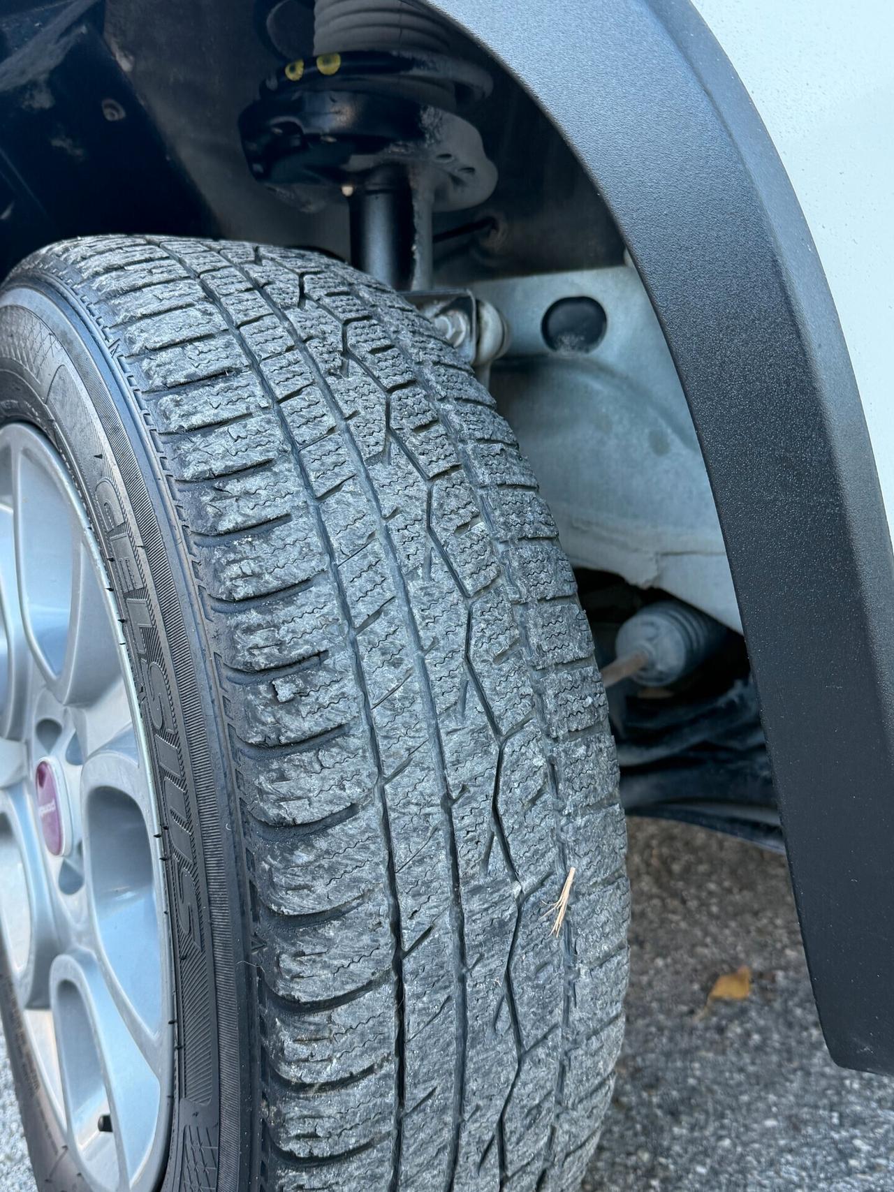 "UNA CHICCA " Fiat Panda 1.3 MJT 4x4 Antartica