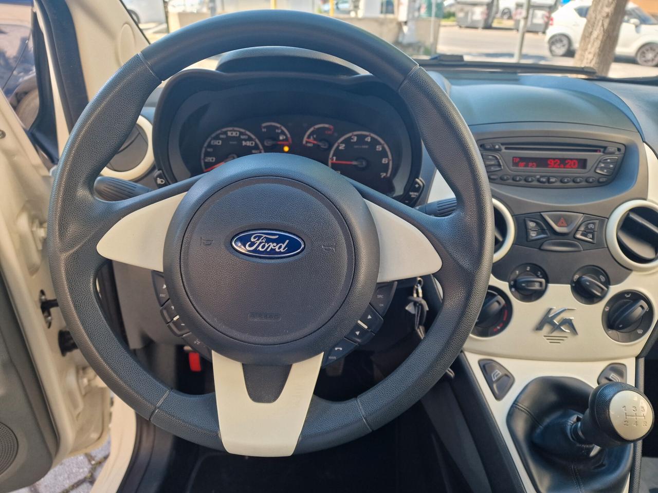 Ford Ka Ka 1.2 8V 69CV Titanium