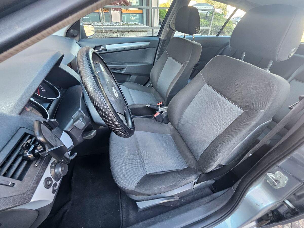 Opel Astra 1.6 twinport Enjoy 5p