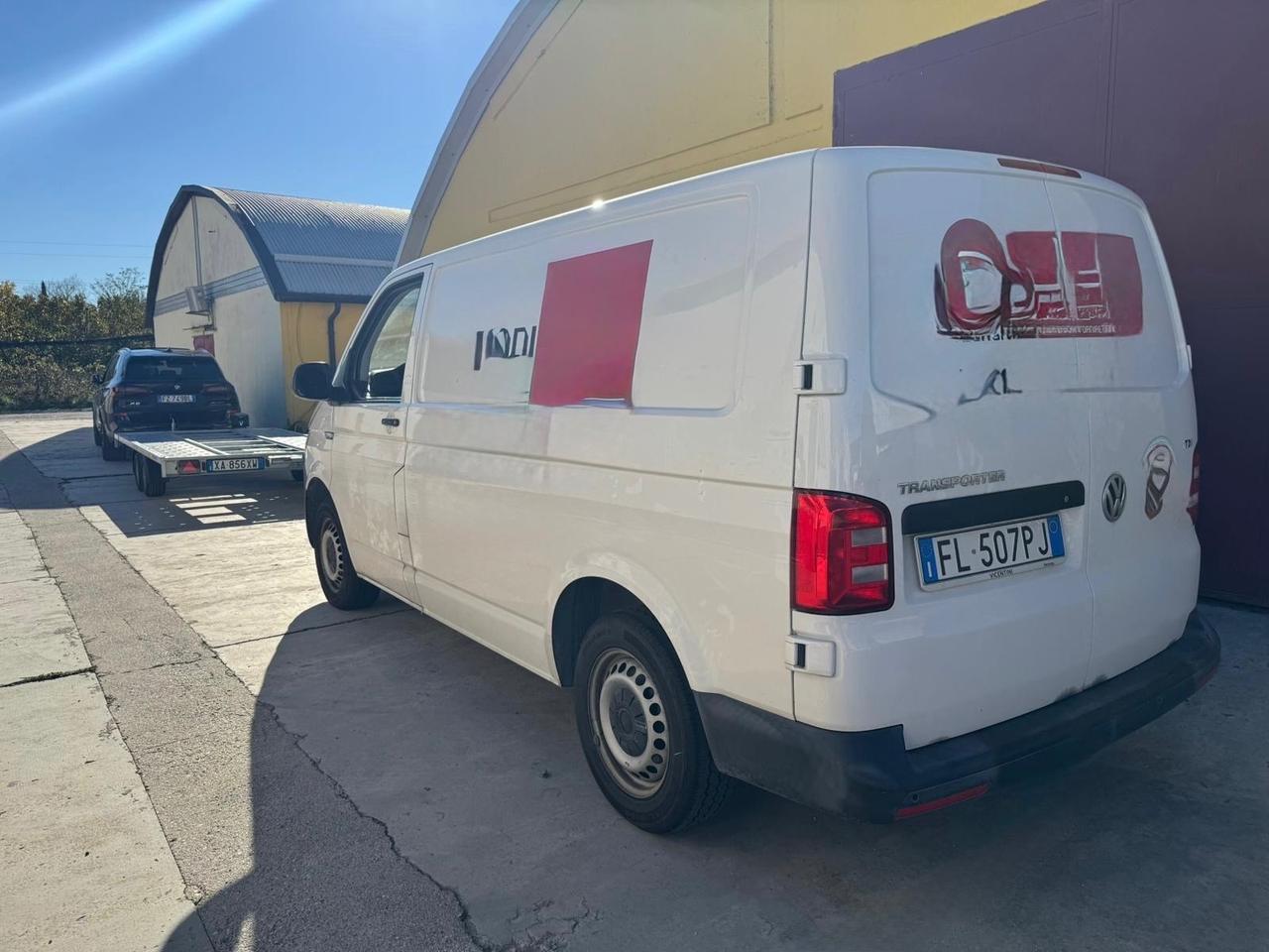 Volkswagen T6 Transporter 2.0TDI clima - 2017