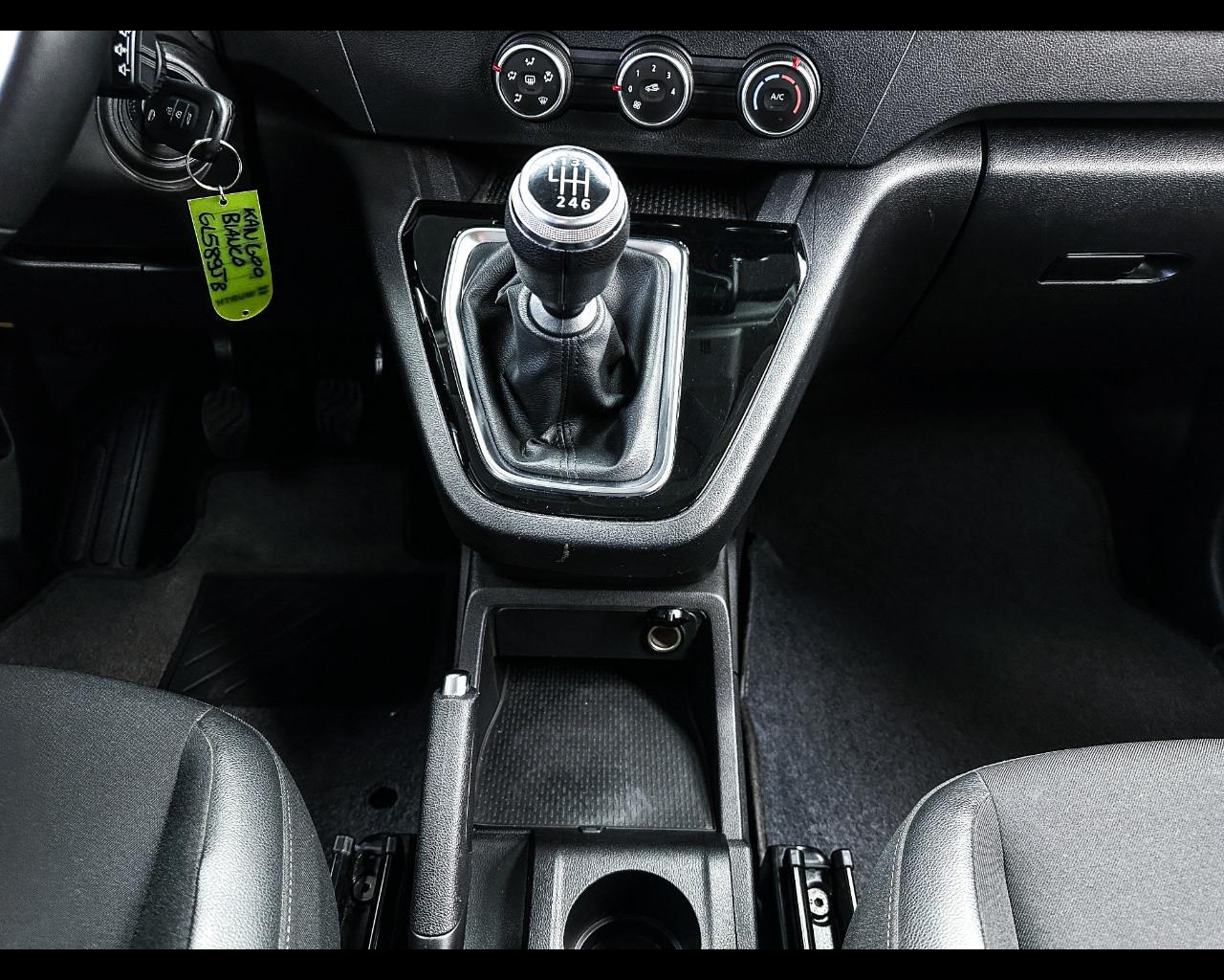 RENAULT Kangoo 4ª serie - Kangoo 1.5 Blue dCi 95 CV Authentic