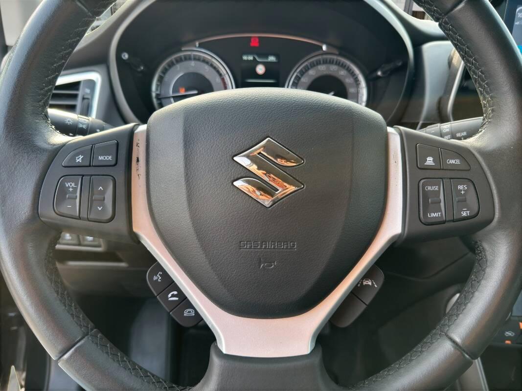 Suzuki S-Cross 1.4 Hybrid 129cv con Telecamera e CarPlay