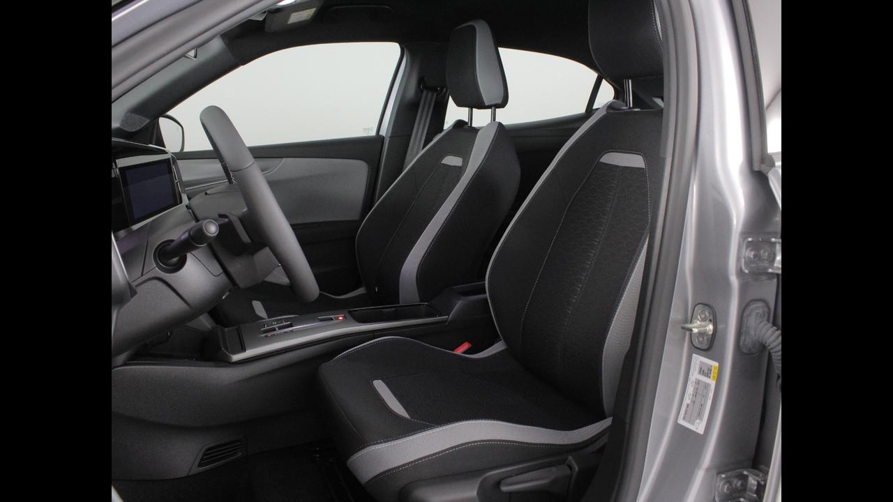 OPEL MOKKA Edition Hybrid 145cv DCT6