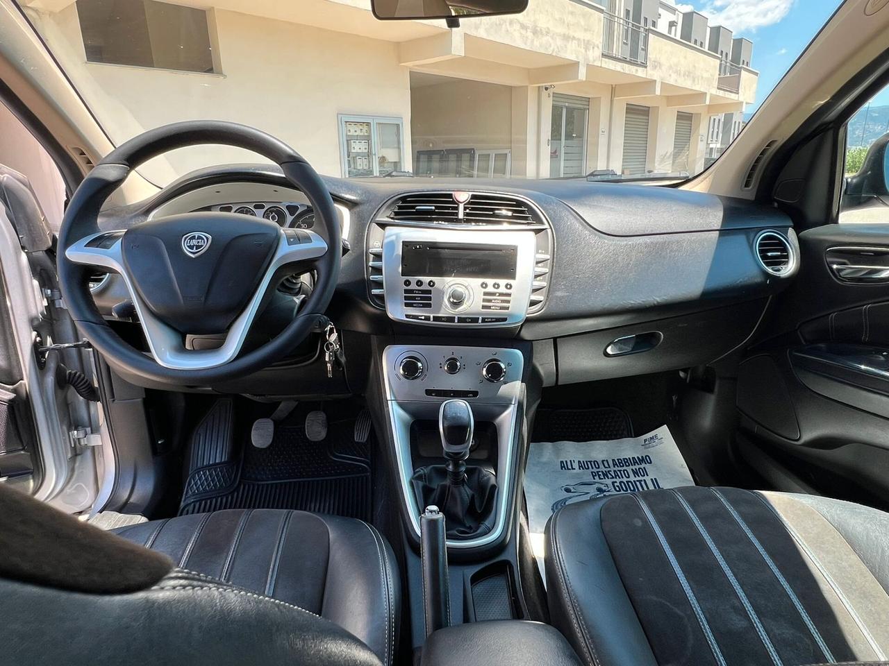 Lancia Delta 1.6 MJT DPF Platino
