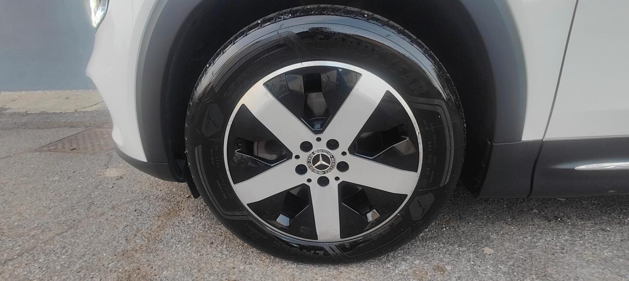 Mercedes-benz GLB 220 d Automatic 4Matic Sport Plus