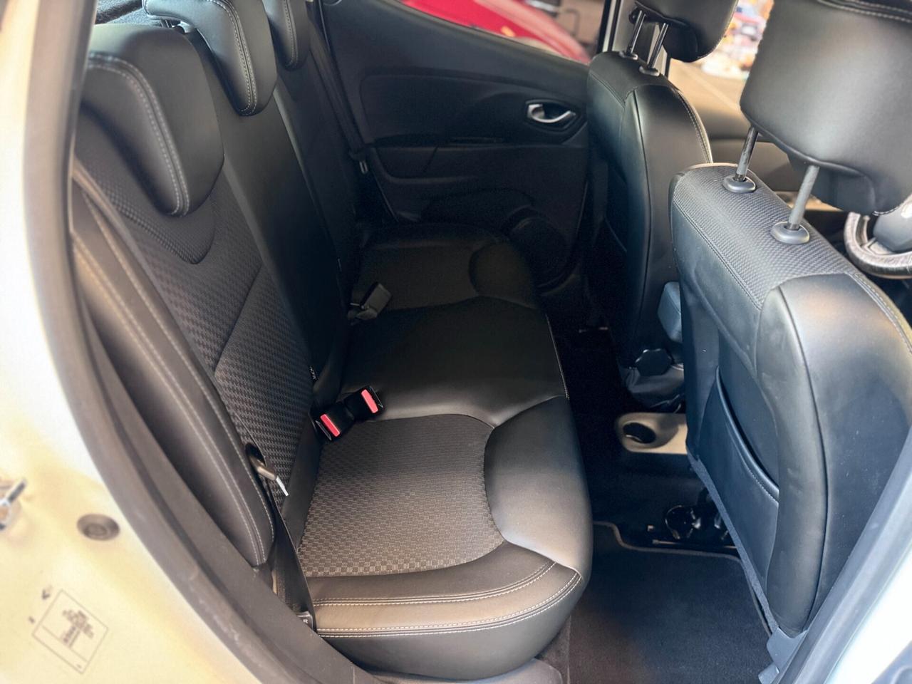 Renault Clio dCi 8V 90 CV Start&Stop 5 porte Energy Duel2