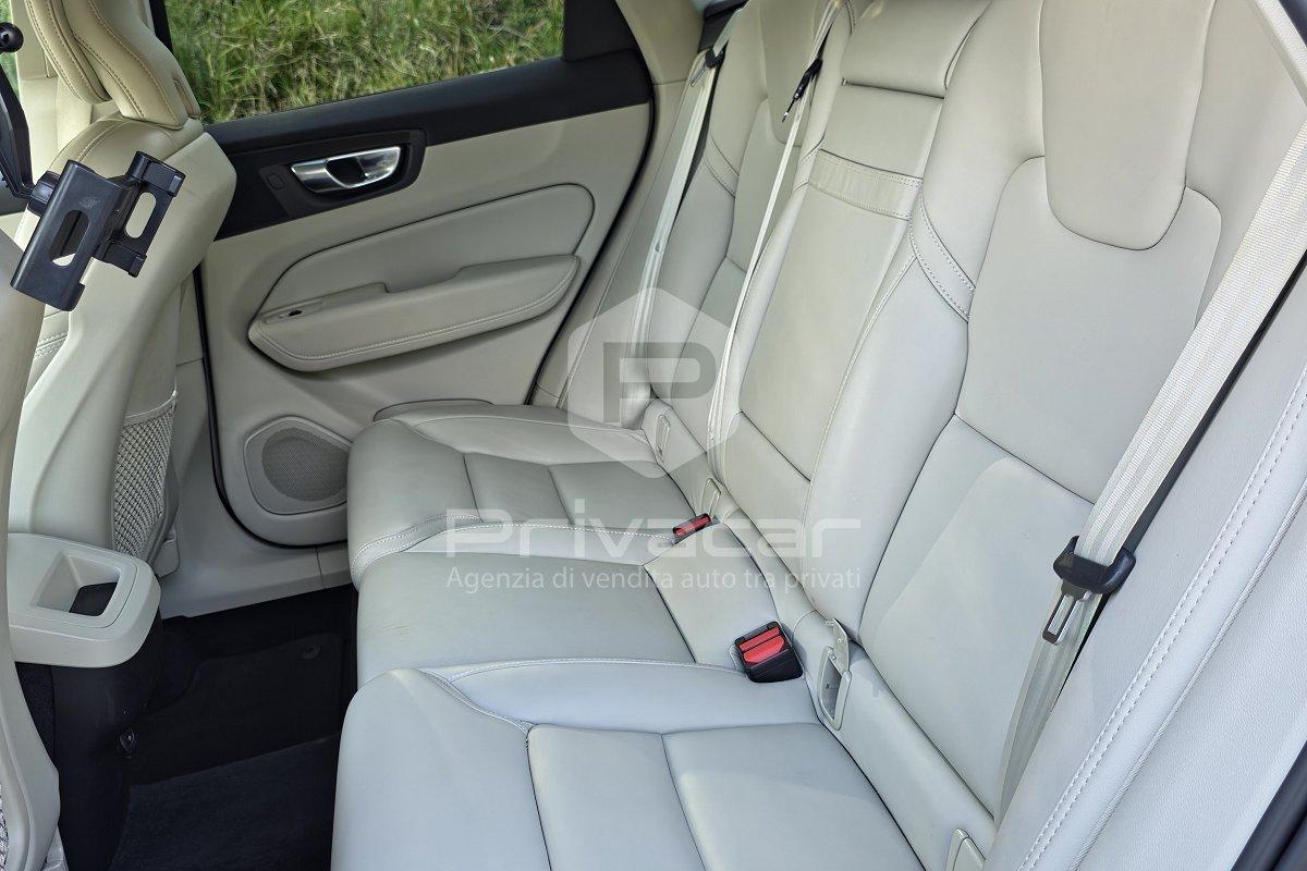 VOLVO XC60 B4 Geartronic Inscription