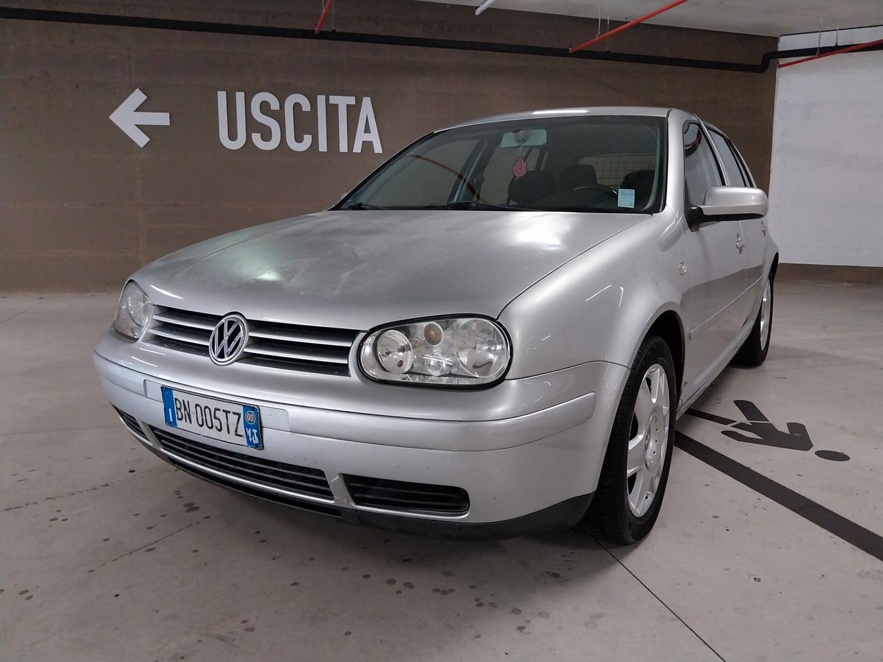 Volkswagen Golf 1.6 16V cat 5 porte Highline