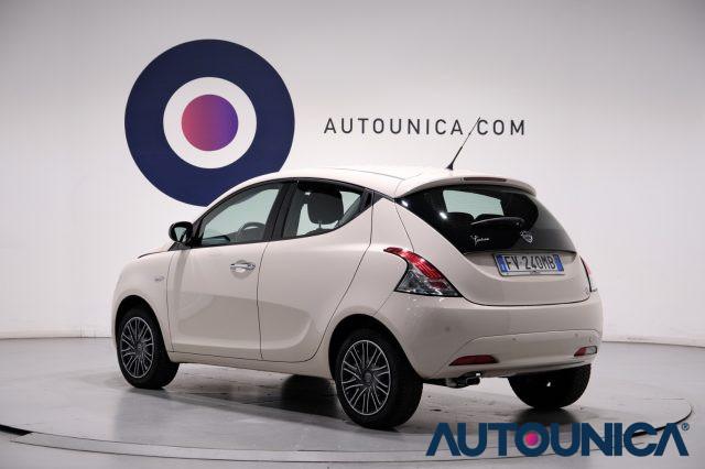 LANCIA Ypsilon 1.2 69 CV 5 PORTE S&S GOLD NEOPATENTATI