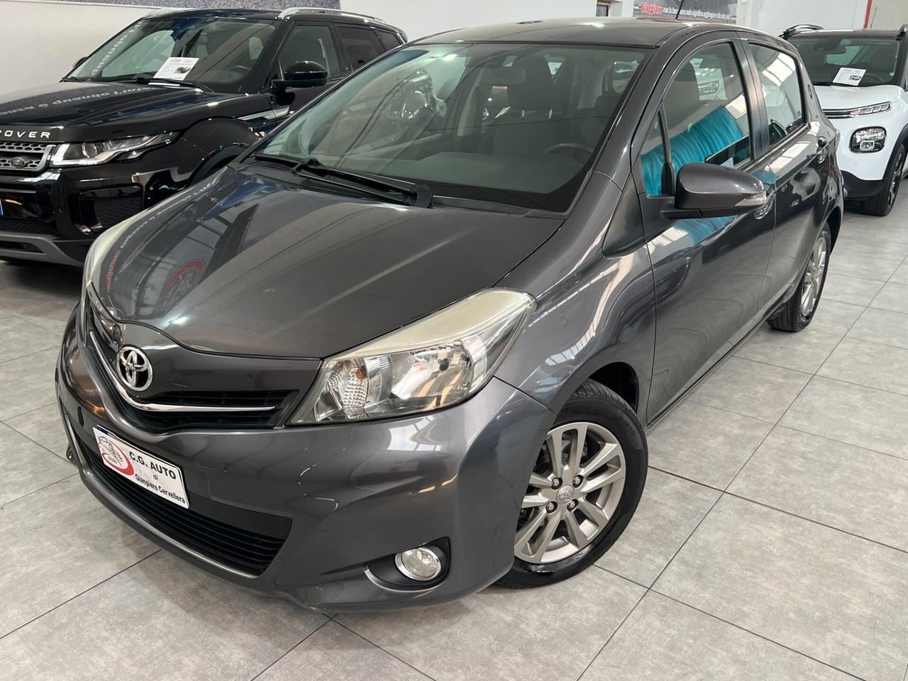 Toyota Yaris 1.0 69 CV - LOUNGE - 2014