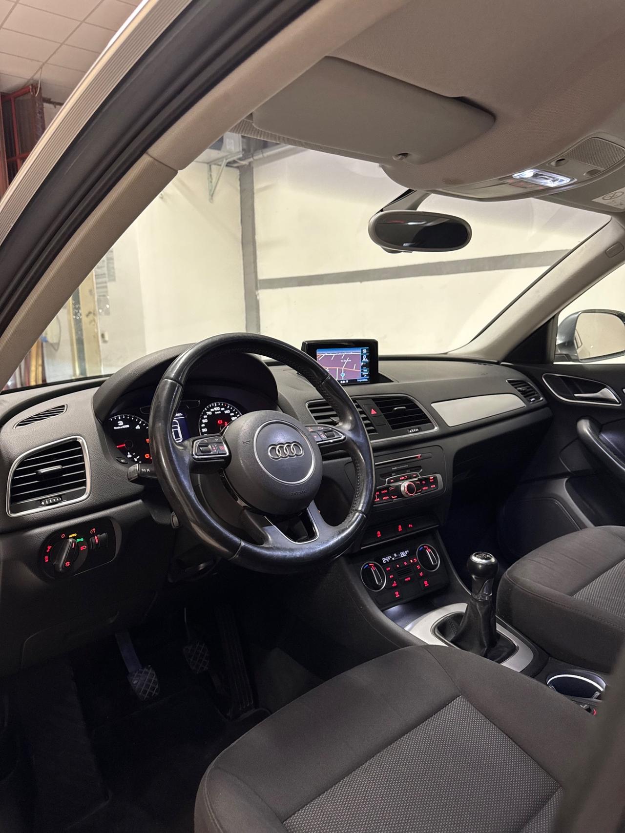 Audi Q3 2.0 TDI 120 CV