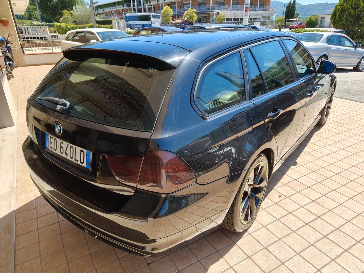 Bmw 318 318d 2.0 143CV cat Touring Attiva