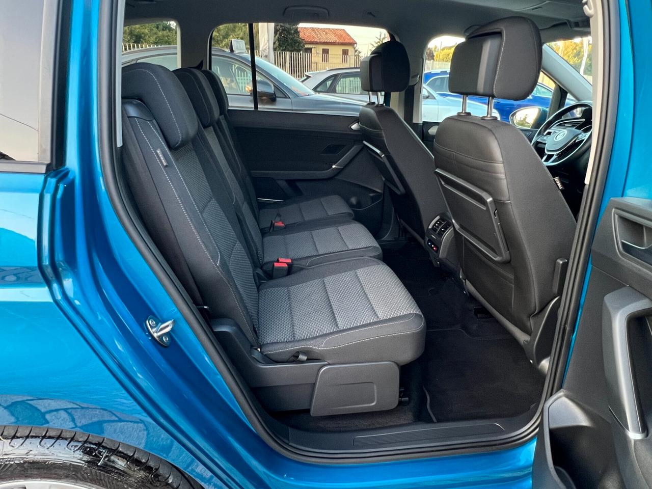 Volkswagen Touran 2.0 TDI 150 CV DSG 7 POSTI PROMOZIONE