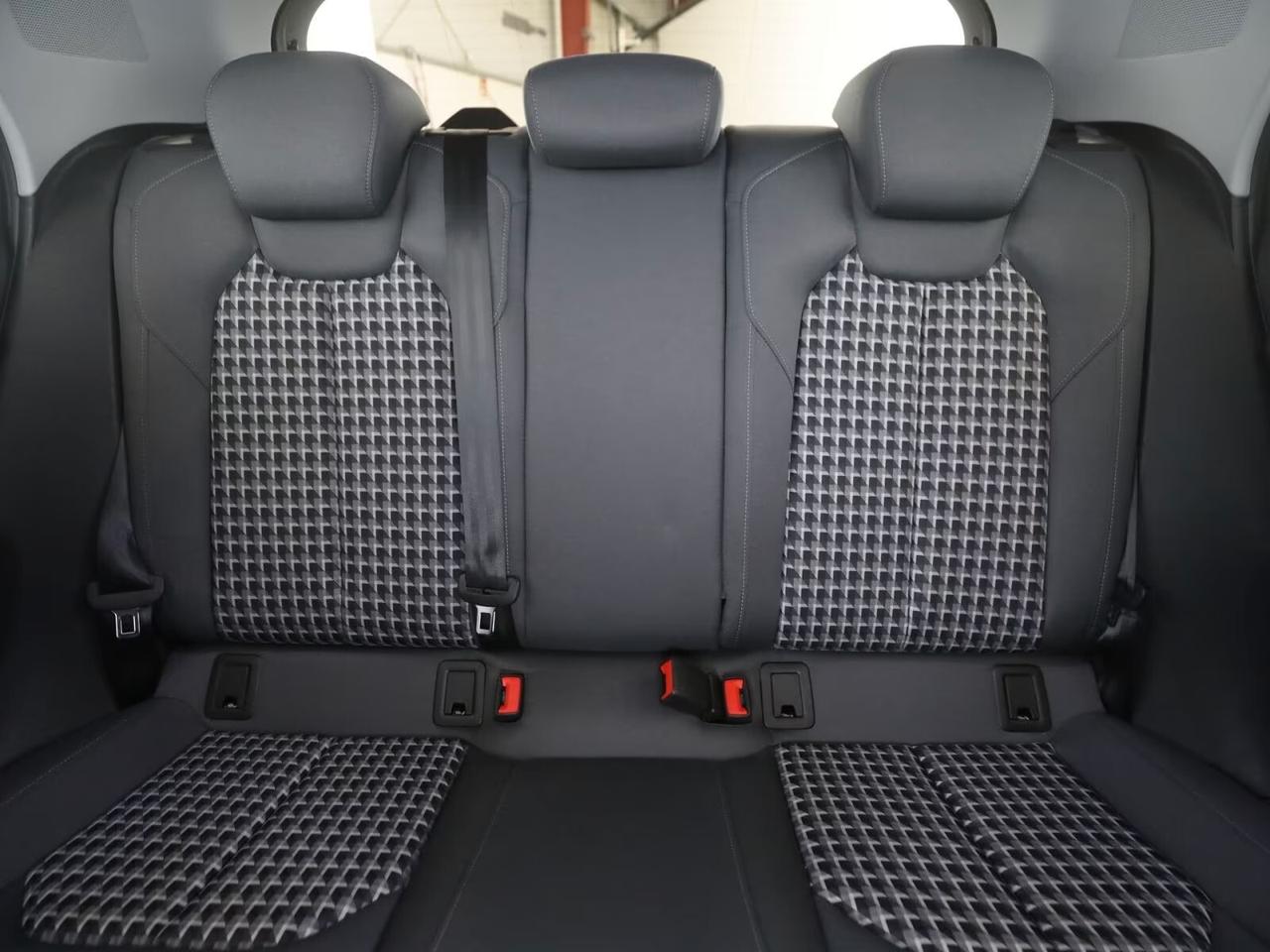 Audi A1 SPB 35 TFSI Sline S LINE MMI PLUS LED
