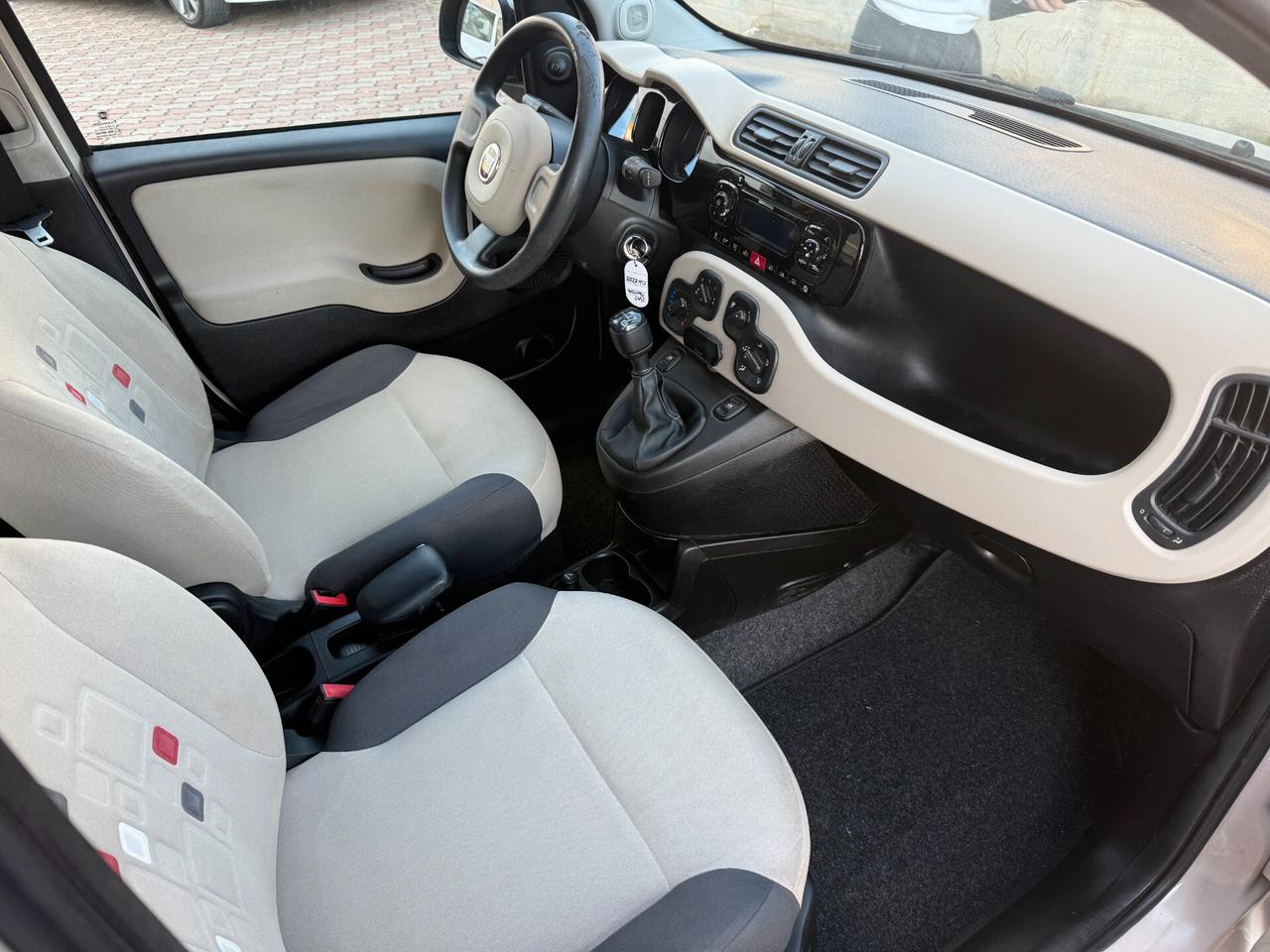 Fiat Panda 1.3 MJT S&S Lounge Cerchi Sensori Pochi Km