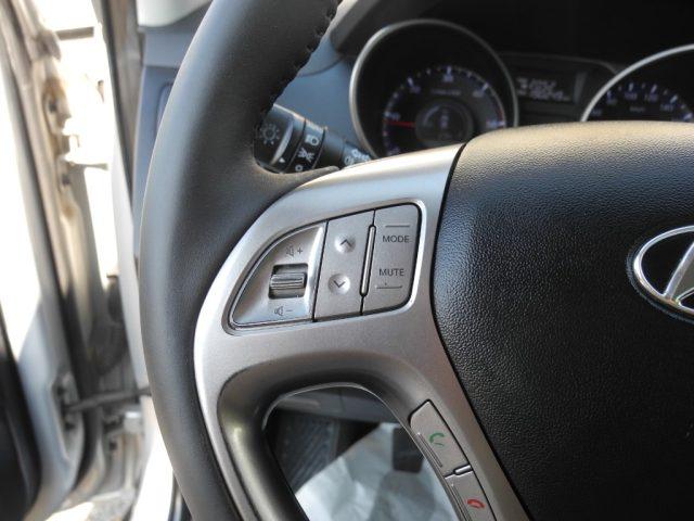 HYUNDAI iX35 2.0 CRDi 2WD 135cv - OK NEOPATENTATI -"DA VETRINA"