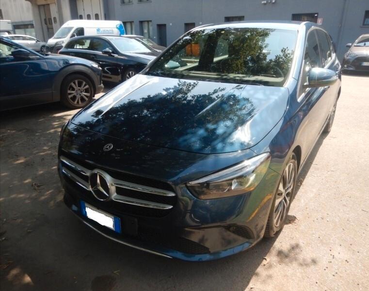 Mercedes-benz B 180d 2.0 navig cam led 2022